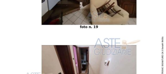 3 rooms Apartment in Postiglione, Italy No. 229574 3