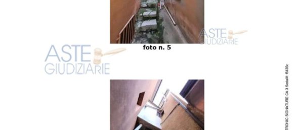 3 rooms Apartment in Postiglione, Italy No. 229574 9