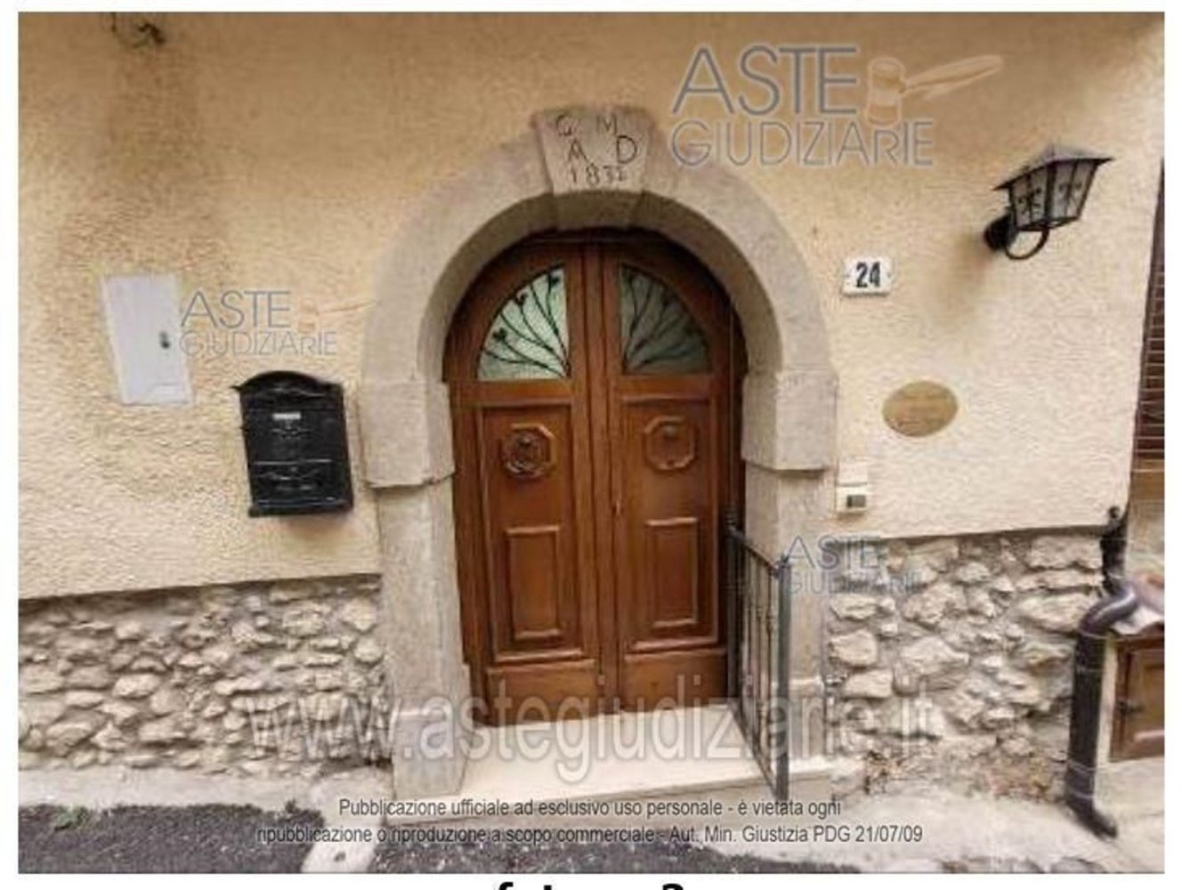 3 rooms Apartment in Postiglione, Italy No. 229574