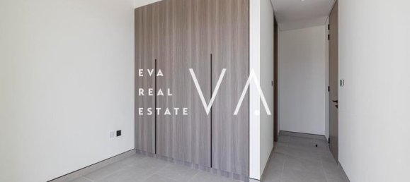 4 bedrooms Villa in Dubai, UAE No. 102881 13