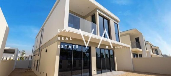 4 bedrooms Villa in Dubai, UAE No. 102881 17