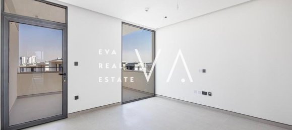 4 bedrooms Villa in Dubai, UAE No. 102881 10