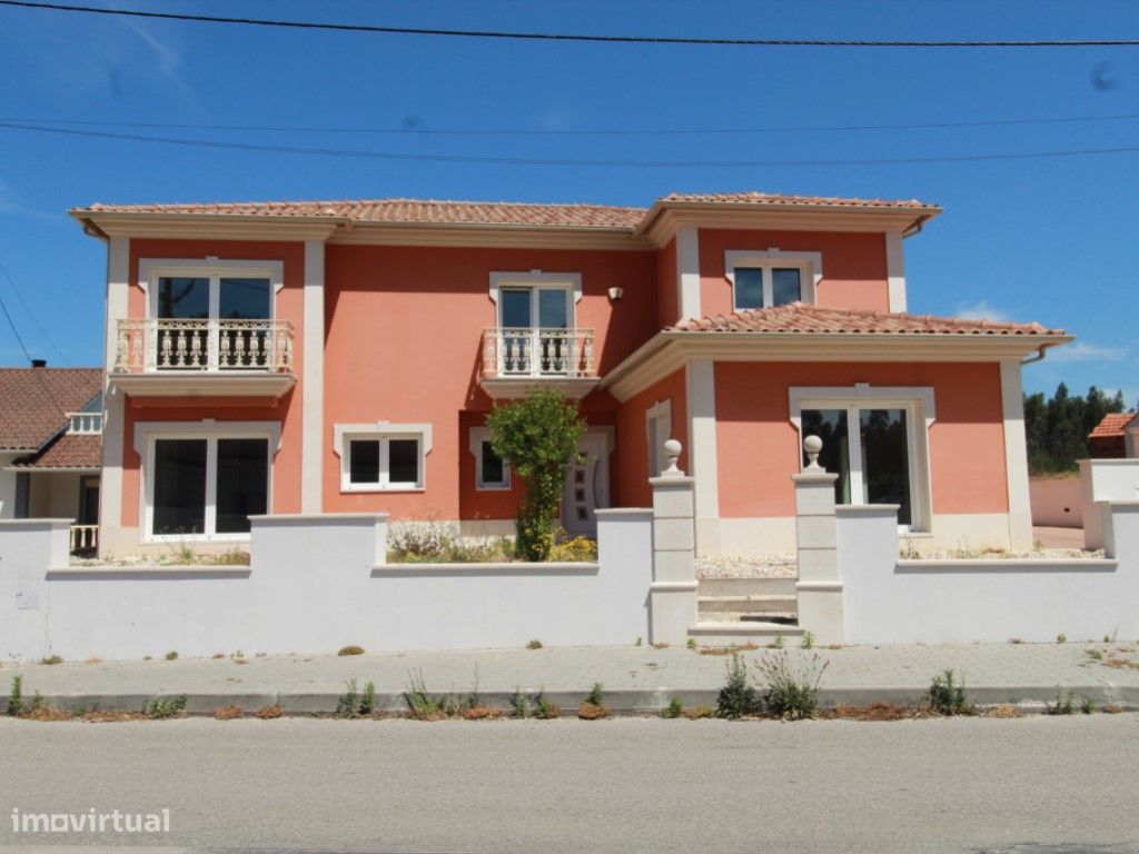 7 غرف نوم منزل في Leiria, Portugal رقم 152732