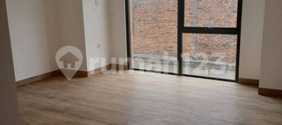 3 bedrooms House in Kebon Jeruk, Indonesia No. 1751 20