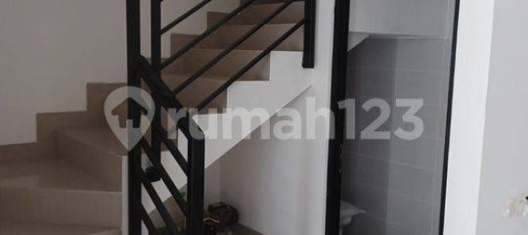 3 bedrooms House in Kebon Jeruk, Indonesia No. 1751 5