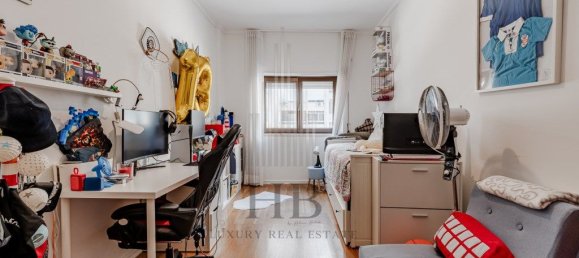 5 bedrooms Apartment in Lisbon, Portugal No. 303009 3