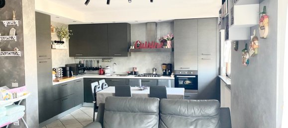 3-salle Appartement à Pontenure, Italy No. 263245 2