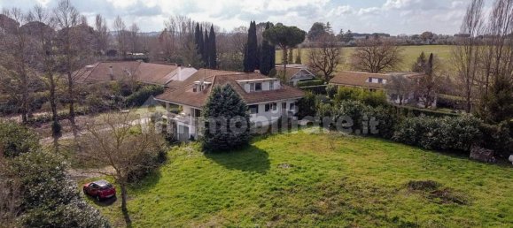 3 bedrooms Villa in Formello, Italy No. 150990 11