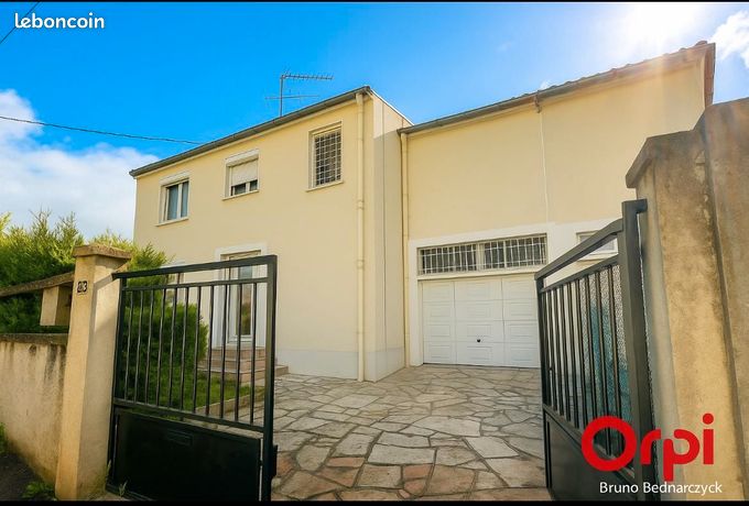 5 bedrooms House in Deuil-la-Barre, France No. 360331