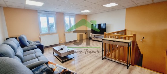 4 bedrooms House in Chateaudun, France No. 39959 12