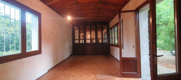 7 rooms Villa in San Giorgio Piacentino, Italy No. 300084 10