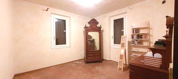 7 rooms Villa in San Giorgio Piacentino, Italy No. 300084 24