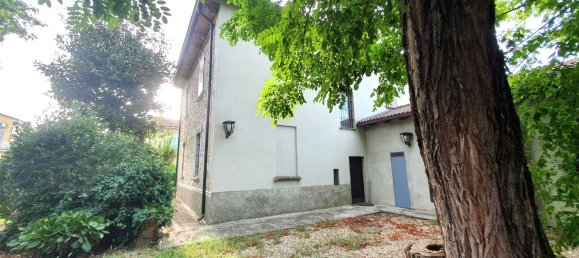 7 rooms Villa in San Giorgio Piacentino, Italy No. 300084 6