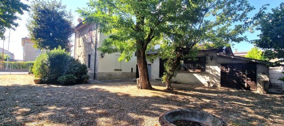 7 rooms Villa in San Giorgio Piacentino, Italy No. 300084 7