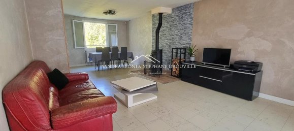 Casa de 4 dormitorios en Jouy, France No. 217439 4