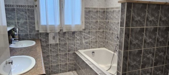 4 غرف نوم منزل في Villegouge, France رقم 329675 8