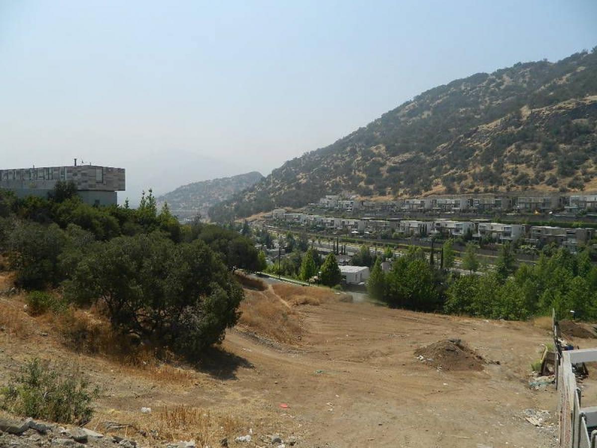  Land in Santiago, Chile No. 1077