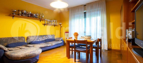 3 bedrooms Apartment in Bellinzago Lombardo, Italy No. 323003 5
