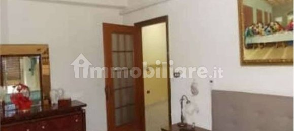 2 Schlafzimmer Wohnung in Naples, Italy, Nr. 291345 14