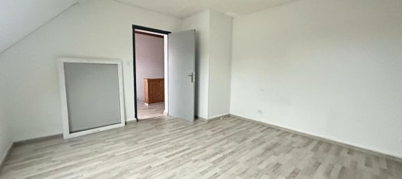 4 bedrooms House in Bievres, France No. 44442 15