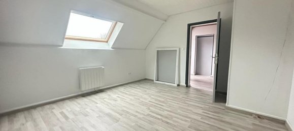 4 bedrooms House in Bievres, France No. 44442 16