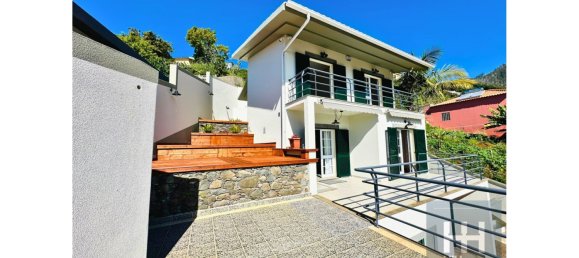 Villa de 3 dormitorios en Funchal, Portugal No. 133160 2