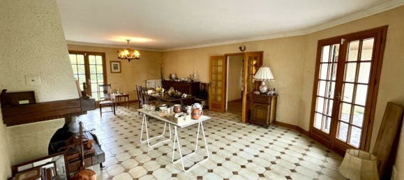 4 bedrooms House in Latilly, France No. 161474 22