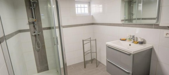 4 bedrooms House in Antony, France No. 151078 14