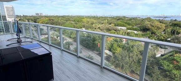 2 Schlafzimmer Gewerbliche Immobilien in Miami, USA, Nr. 614635 4