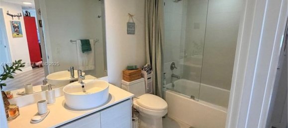 2 Schlafzimmer Gewerbliche Immobilien in Miami, USA, Nr. 614635 16
