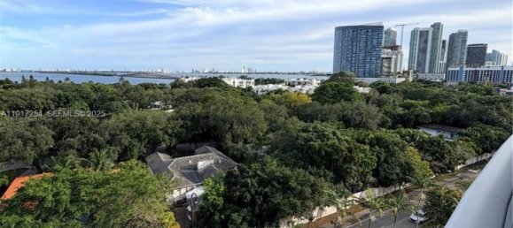 2 Schlafzimmer Gewerbliche Immobilien in Miami, USA, Nr. 614635 2