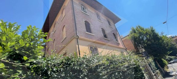 2 bedrooms Apartment in Bologna, Italy No. 27638 12