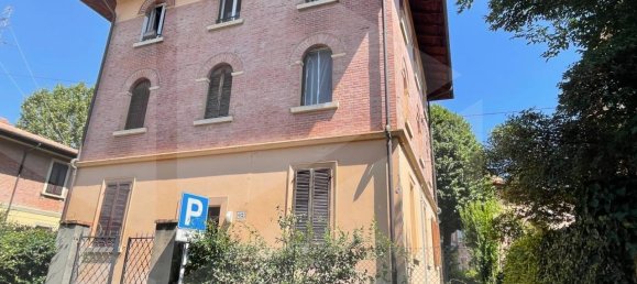 2 bedrooms Apartment in Bologna, Italy No. 27638 6