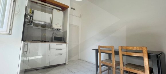 2 bedrooms Apartment in Bologna, Italy No. 27638 10