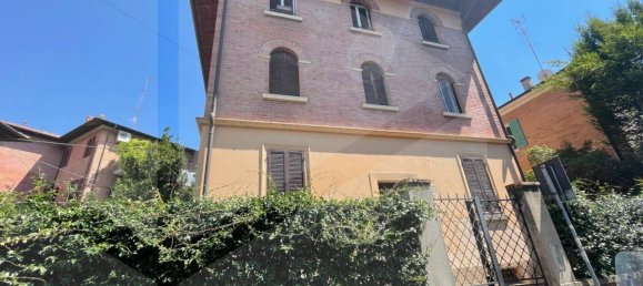 2 bedrooms Apartment in Bologna, Italy No. 27638 22