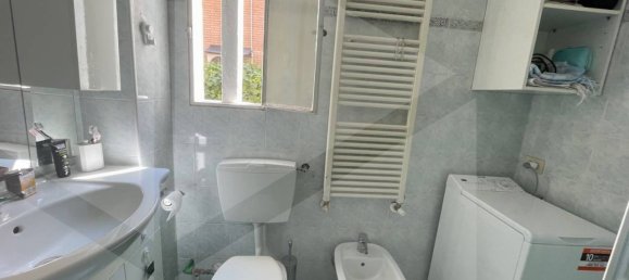 2 bedrooms Apartment in Bologna, Italy No. 27638 11