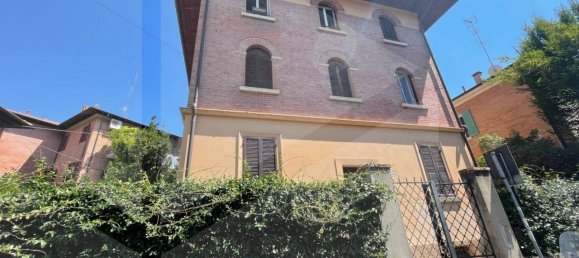 2 bedrooms Apartment in Bologna, Italy No. 27638 9