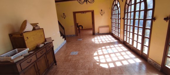 8 غرف نوم منزل في Palau-Solita I Plegamans, Spain رقم 80361 3