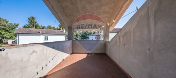 4 bedrooms House in Copparo, Italy No. 318050 25