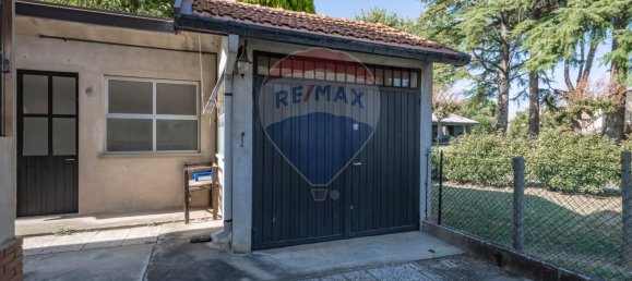 4 bedrooms House in Copparo, Italy No. 318050 3