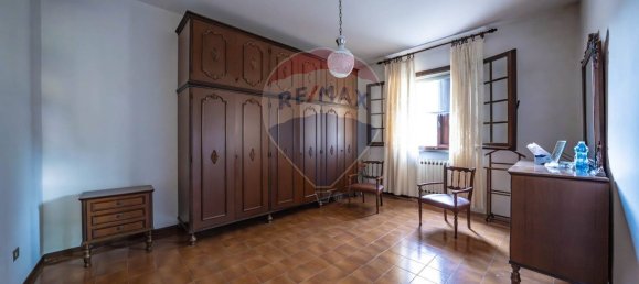 4 bedrooms House in Copparo, Italy No. 318050 13