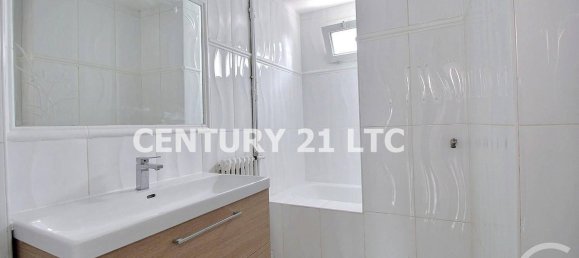 2 bedrooms Apartment in Charenton-le-Pont, France No. 150594 5