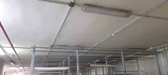 1087m² Warehouse in Madrid, Spain No. 107783 2