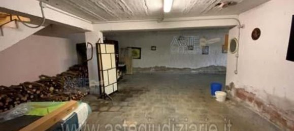 7 rooms Apartment in Giffoni Valle Piana, Italy No. 180116 4