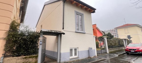 3-salle Villa à Corsico, Italy No. 25170 43