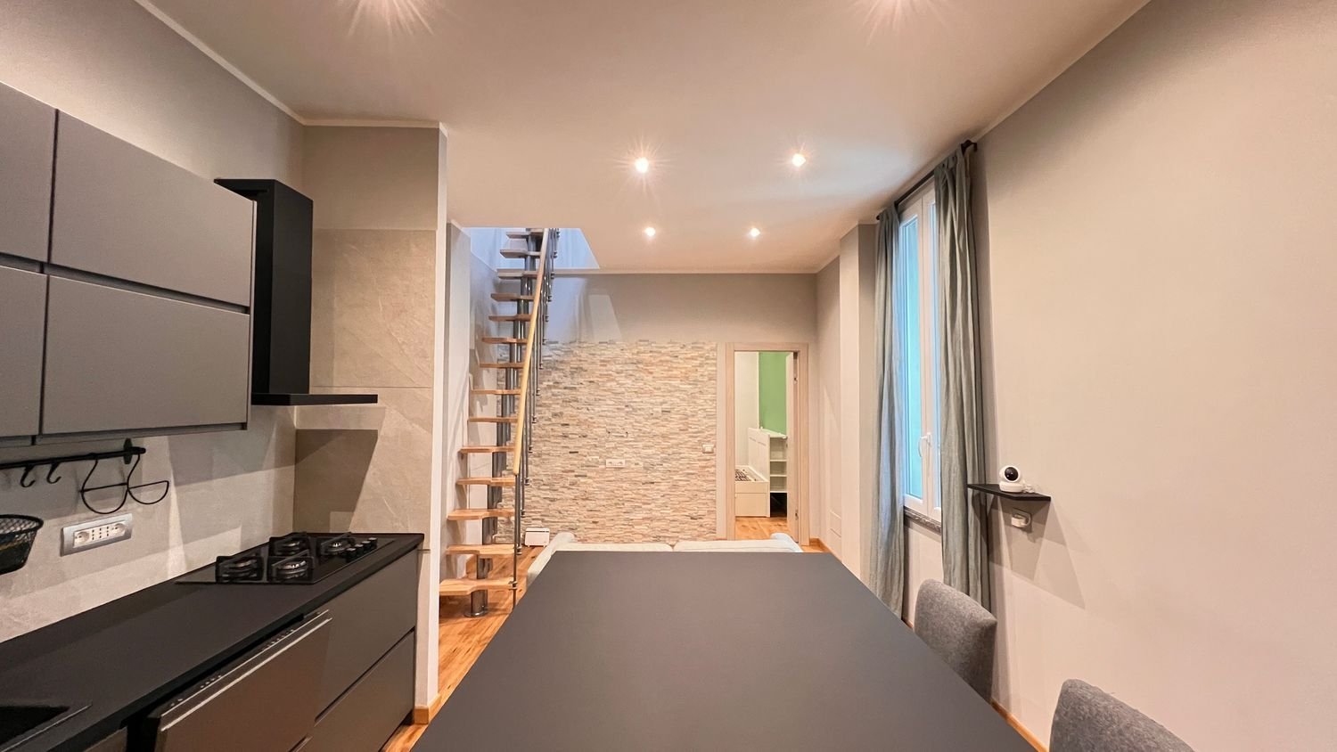 3-salle Villa à Corsico, Italy No. 25170