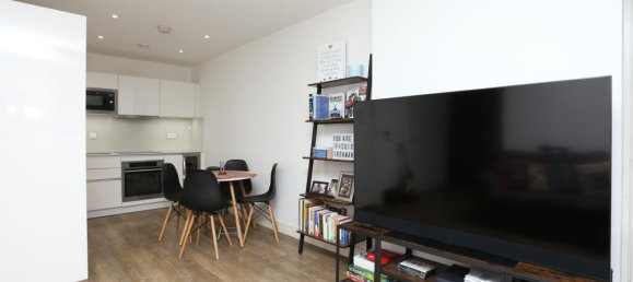 Studio in London, United Kingdom No. 10761 7