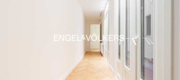 2 غرف نوم شقة في Ciutat Vella, Spain رقم 33981 35