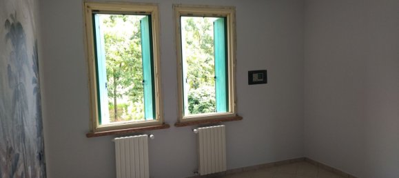 Вилла с 5 комнатами в Саббьонета, Италия № 284363 10