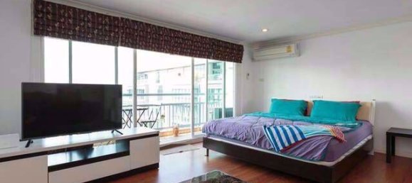 Studio in the Condo in Watthana, Thailand No. 9966 7